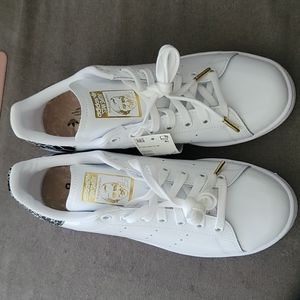 *BRAND NEW* Stan Smith white, 9.5